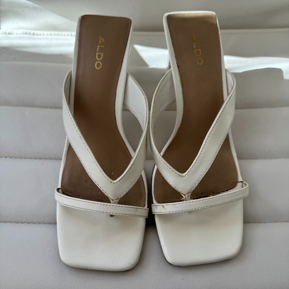 ALDO white sandal low block heel 7.5